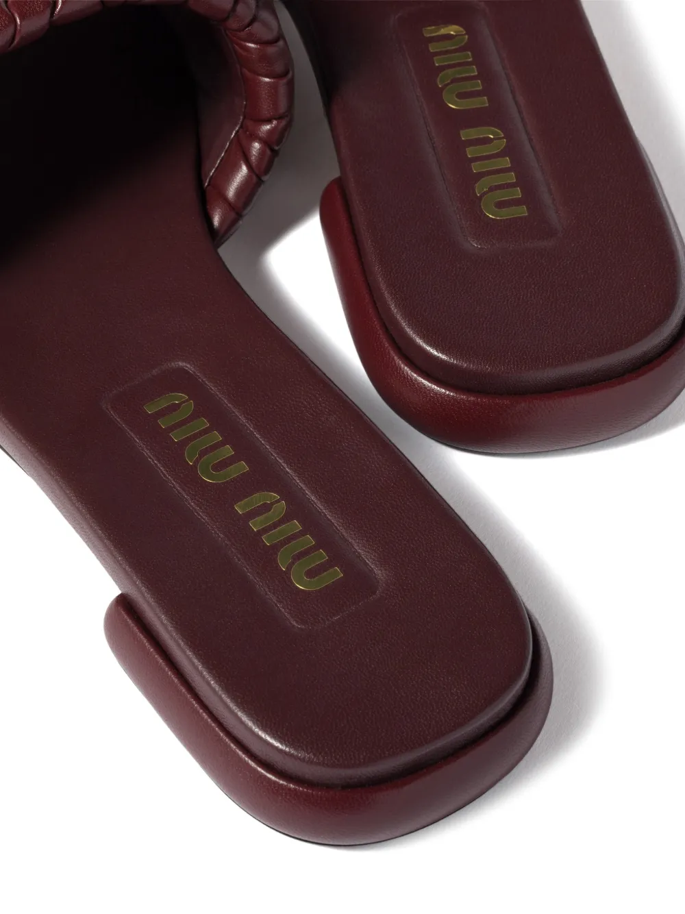 Miu Sandalen met logoplakkaat Rood