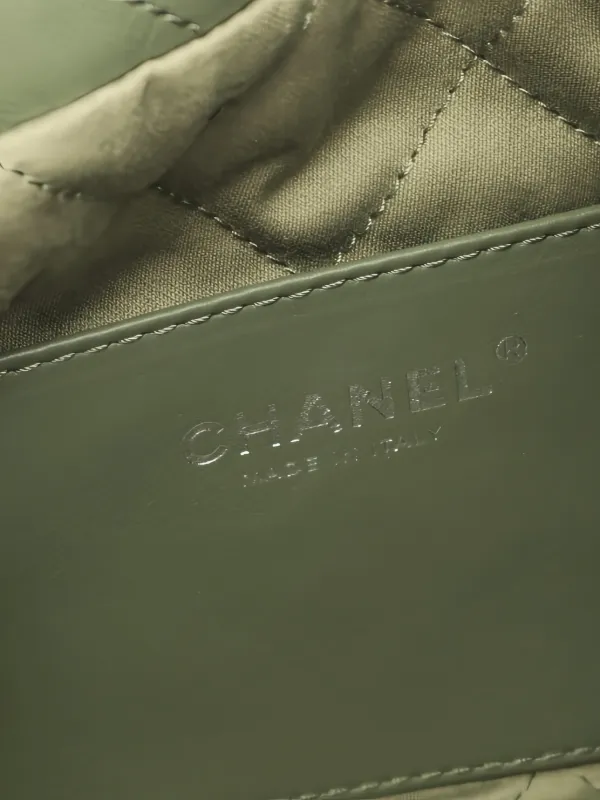 CHANEL Pre-Owned 2020s シャネル 22 マトラッセ レザーバケットバッグ