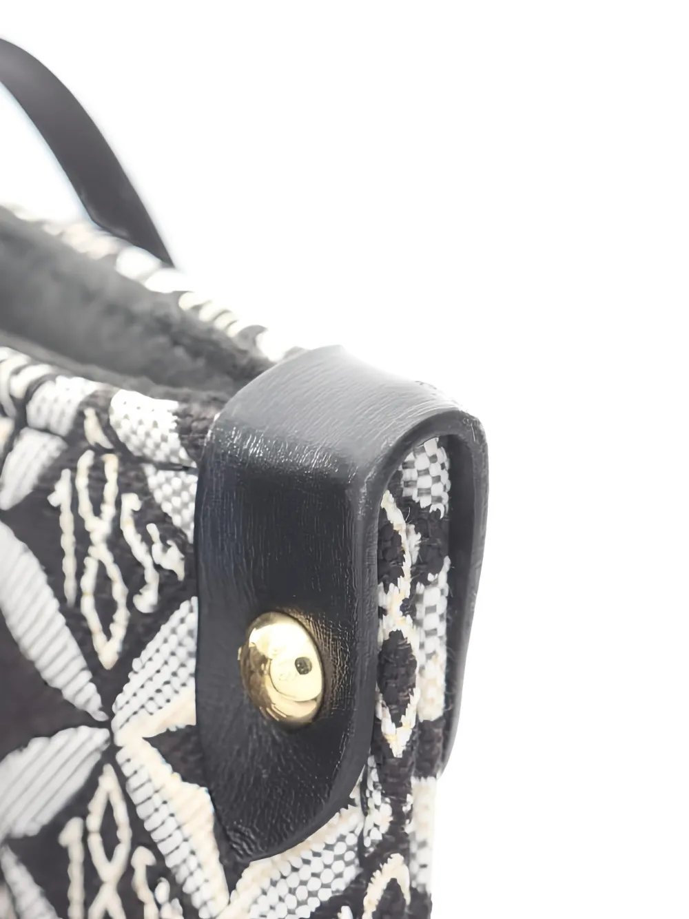 2021s Gm Onthego Monogram Tote Bag
