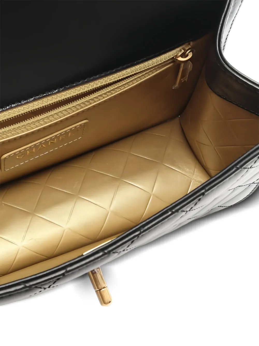 2020s Chain-Strap Shoulder Bag