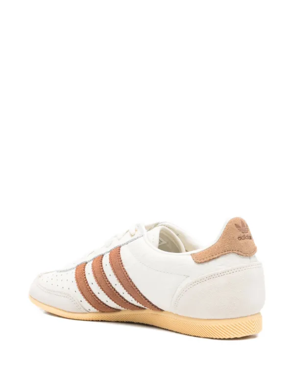 Adidas Japan スニーカー | ニュートラル | FARFETCH JP