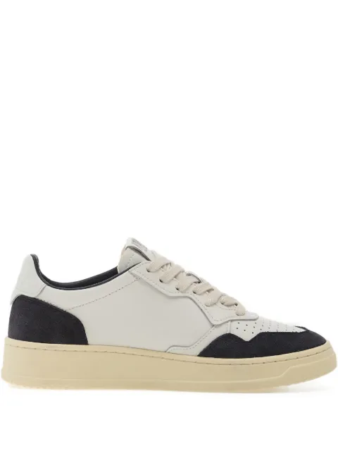 Autry Medalist Low Wom leather sneakers