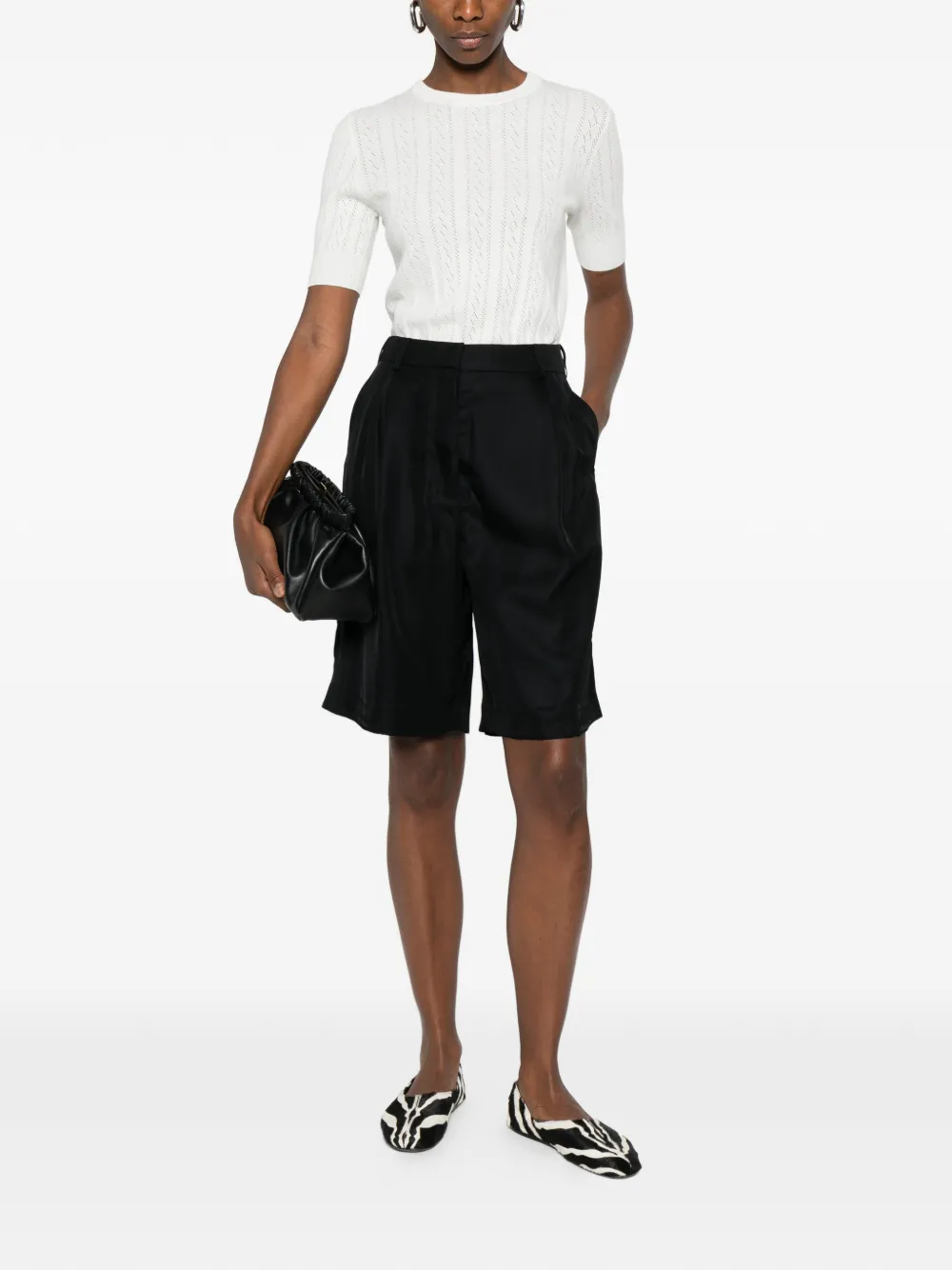 The Frankie Shop Marfa pleated shorts - Zwart