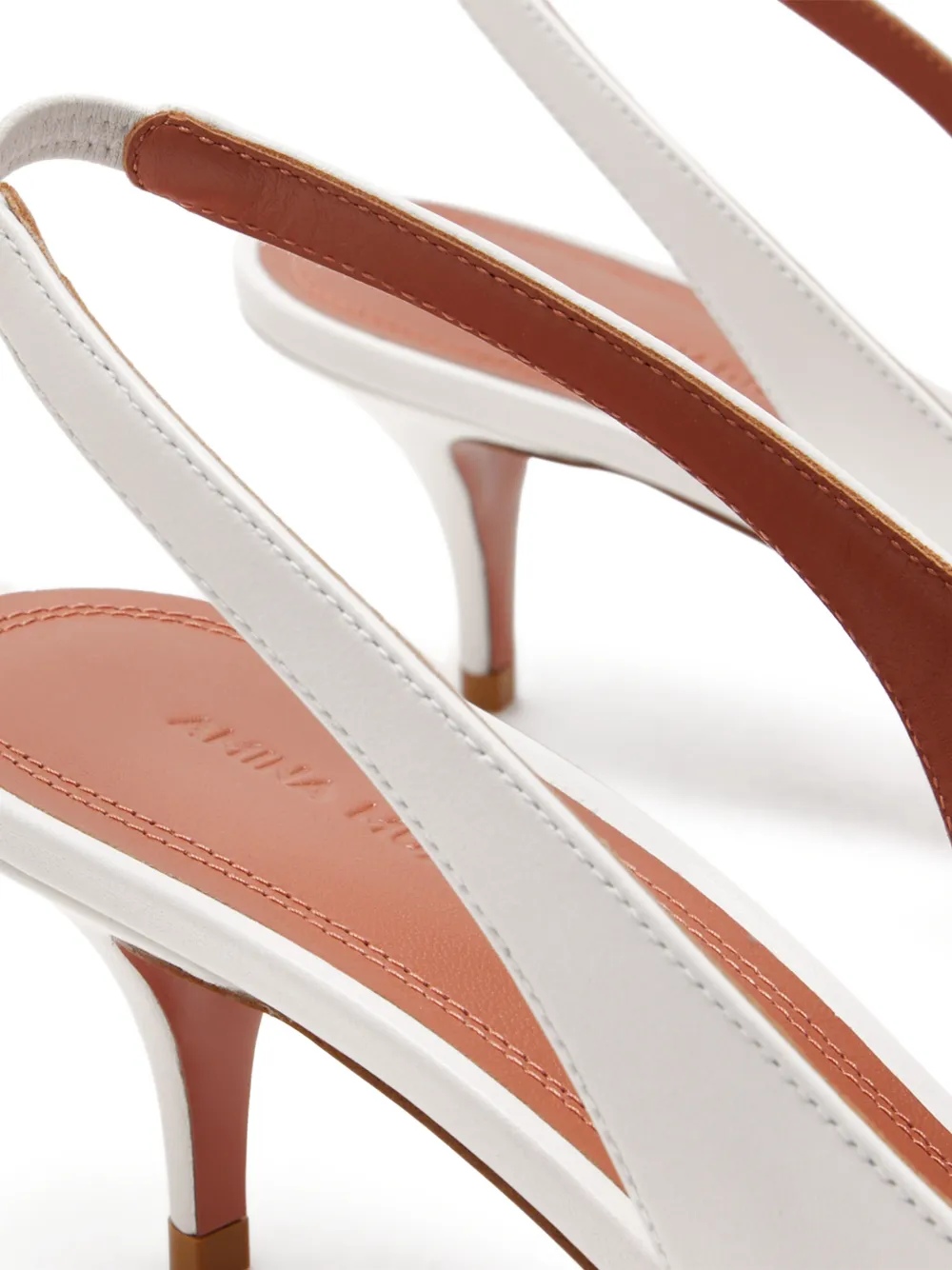Amina Muaddi Anok slingback pumps met puntige neus Wit