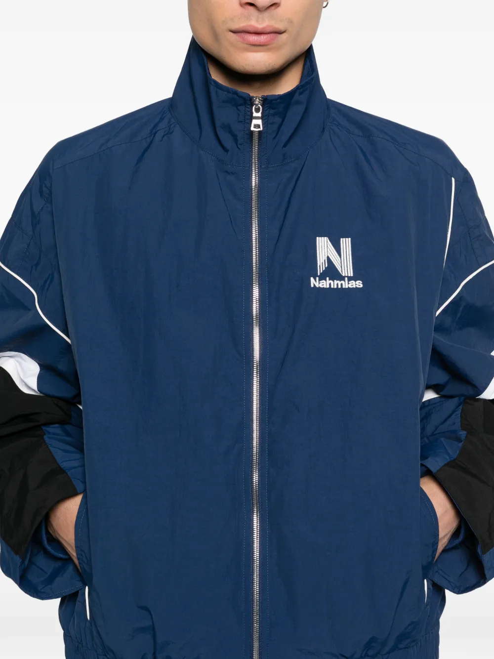 logo-detail panel jacket