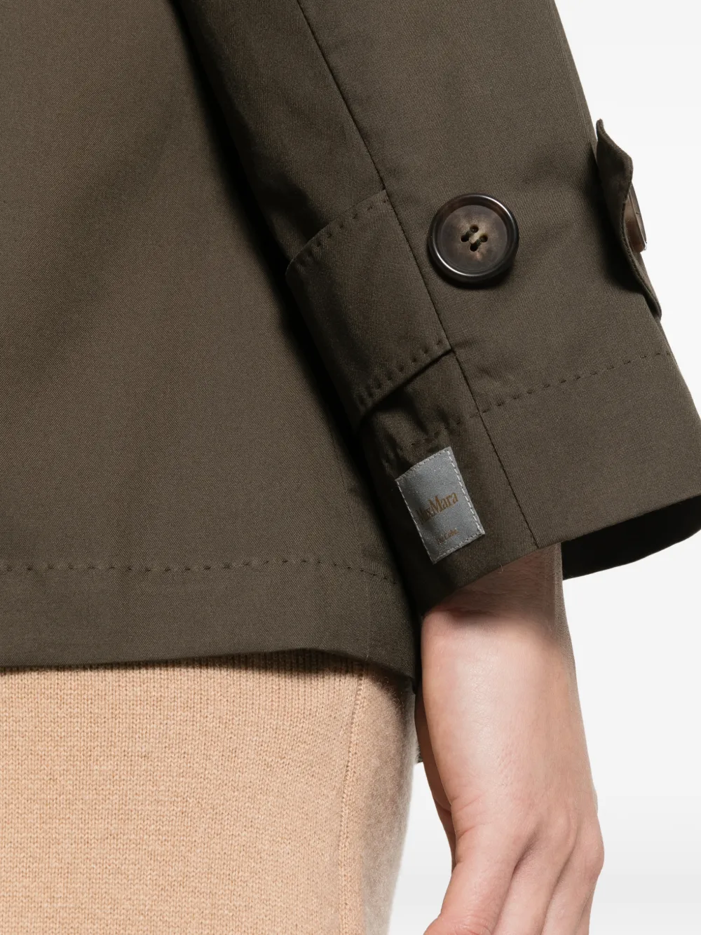 Max Mara Mantel met dubbele rij knopen Groen