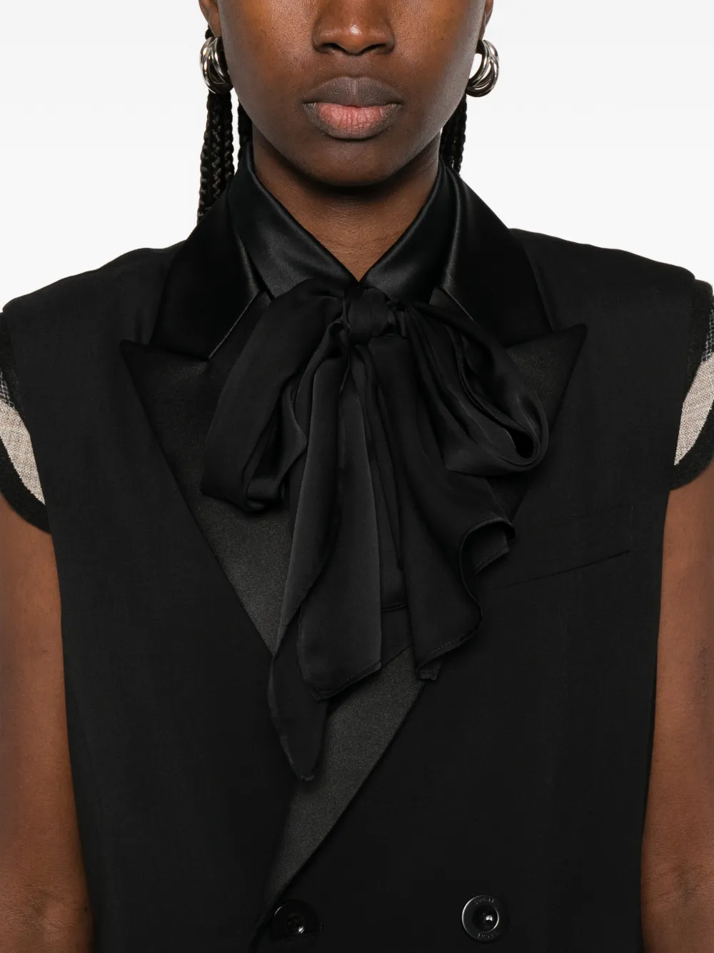 sacai Mouwloze midi-jurk met dubbele rij knopen Zwart