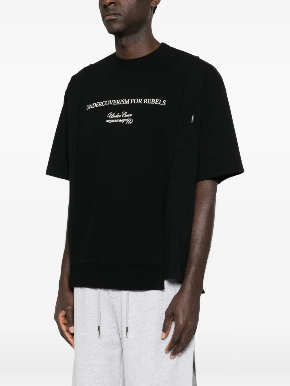 Undercover T-shirt met logodetail Zwart