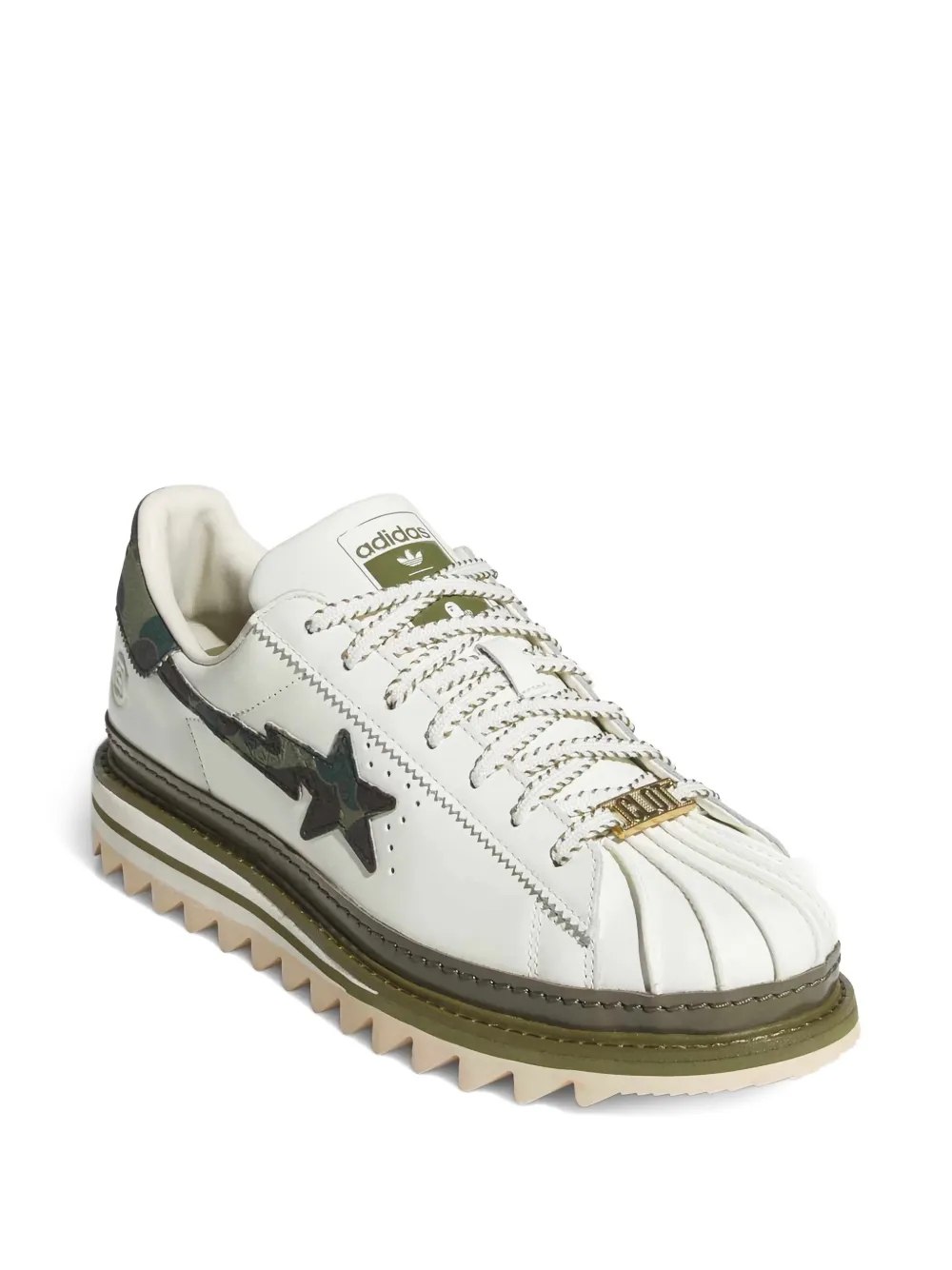 adidas Clot x Bape low-top sneakers met camouflageprint Wit