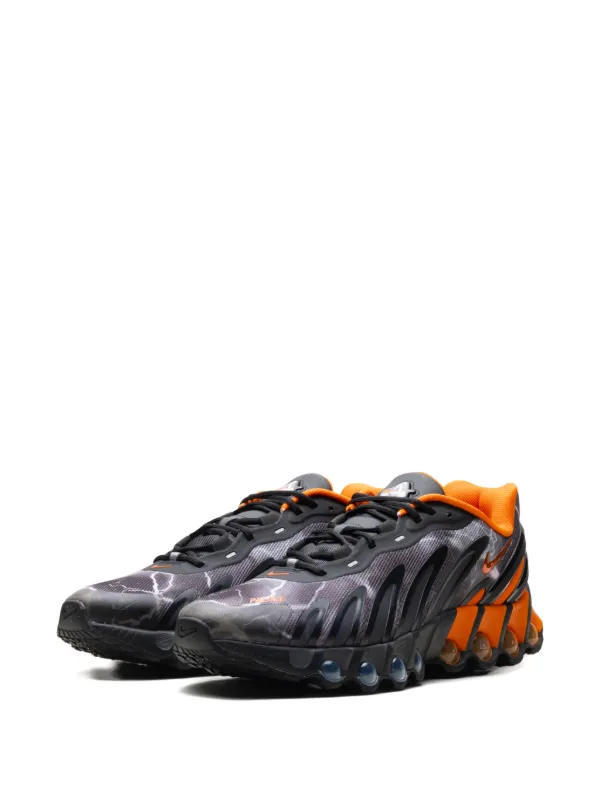 NIKE x PALACE Air Max Dn8 6/28 まで！ Nike x Palace Air Max Dn8 Sneakers | Black | FARFETCH