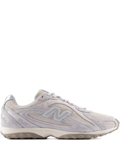 New Balance Tênis 204L com logo