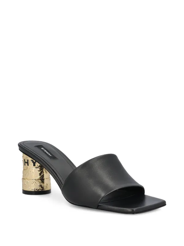Givenchy ロゴエンボス レザーサンダル | ブラック | FARFETCH JP