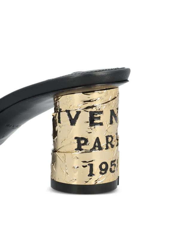 Givenchy logo-embossed Leather Sandals | Black | FARFETCH