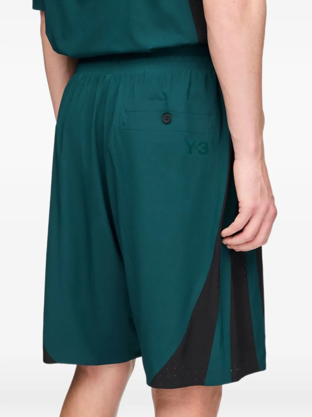 Y-3 ultralight woven shorts Groen