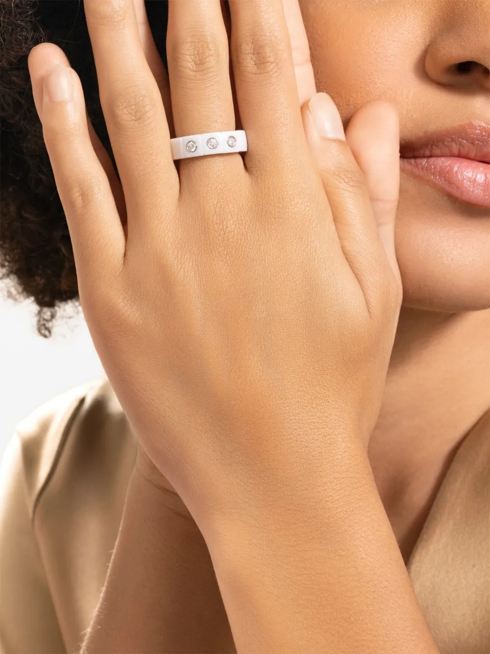  Roberto Demeglio Diamond Stretch Ring - White 
