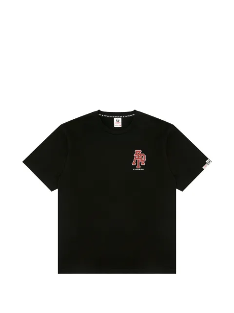 AAPE BY *A BATHING APE® playera con logo estampado