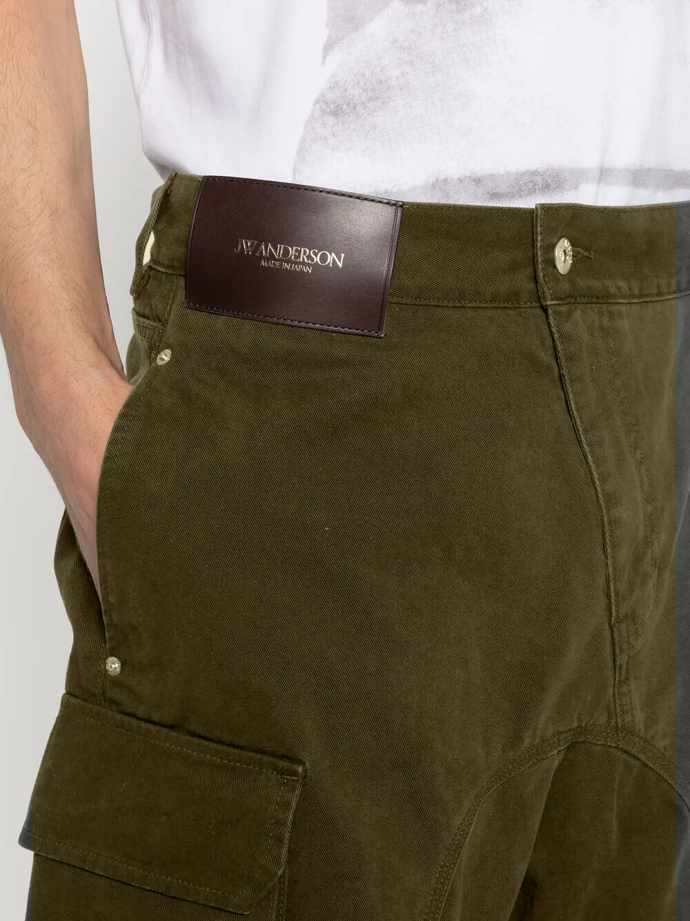 JW Anderson Cargo shorts met logopatch Groen