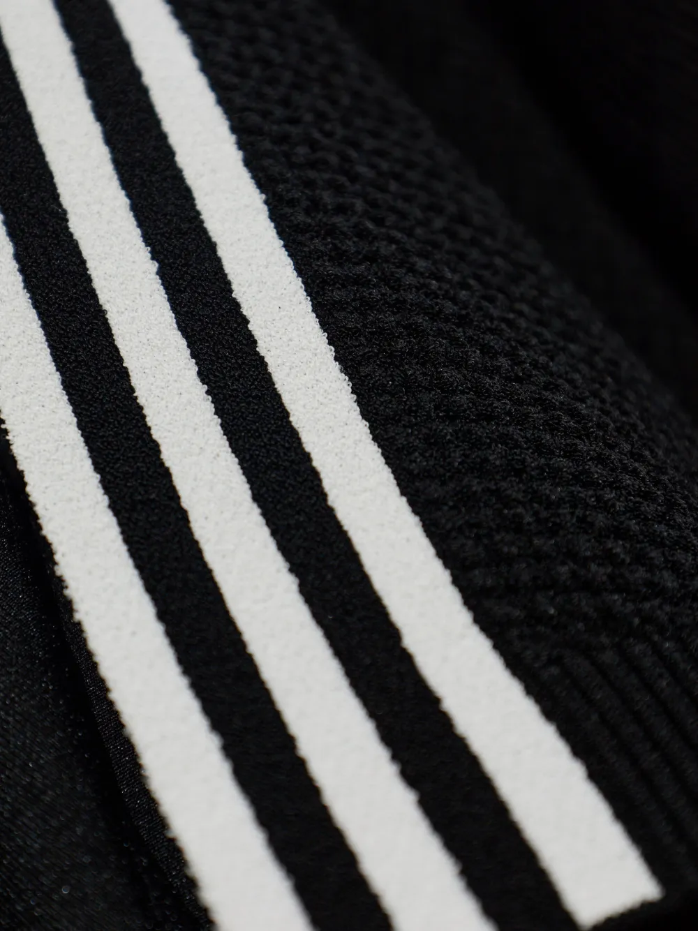 Y-3 T-shirt met drie strepen en uitgesneden details Zwart