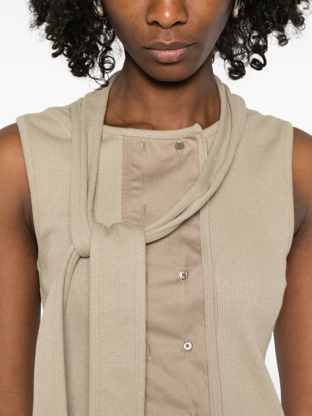 LEMAIRE Asymmetrische gestrikte top Beige