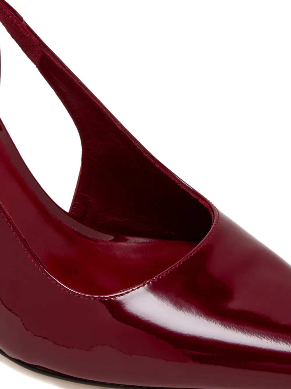 Stuart Weitzman cut-out pointed pumps Rood