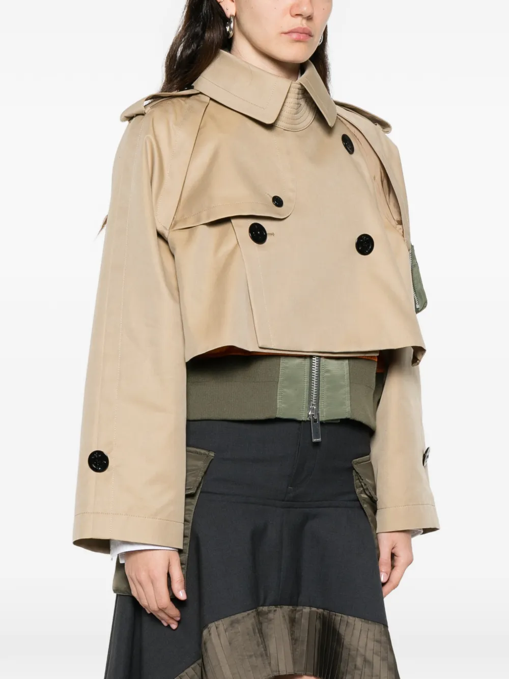 sacai Regenjas met dubbele rij knopen Beige