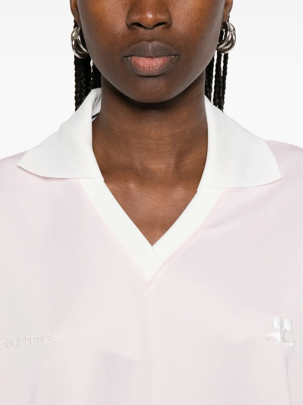 Courrèges T-shirt met geborduurd logo en V-hals Roze