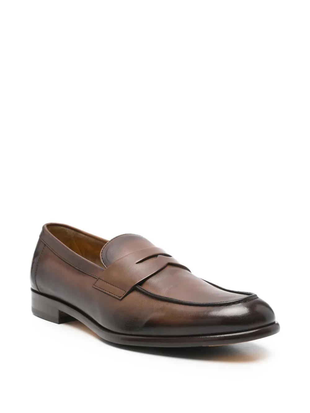 Doucal's polished leather loafers Bruin