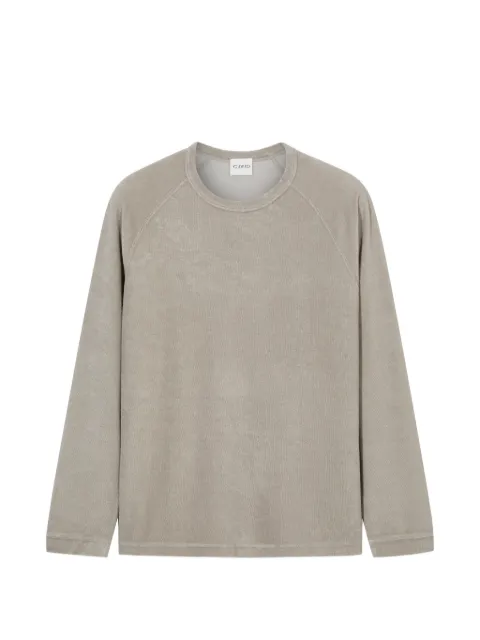 Closed raglan-sleeved T-shirt