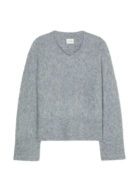 Closed patterned V-neck sweater