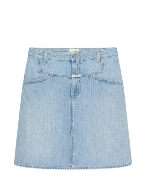 Closed front slit denim mini skirt