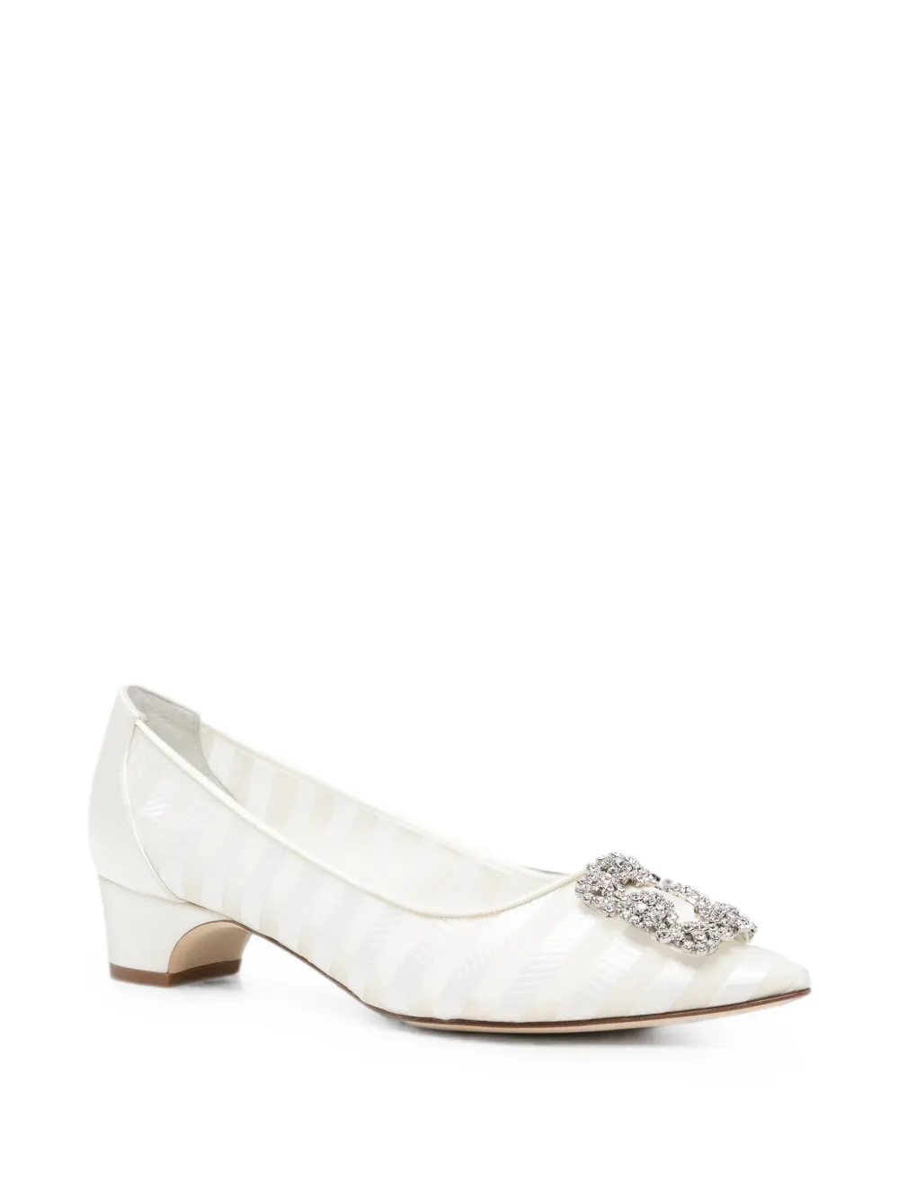 Manolo Blahnik Hangisi crystal-buckle pumps Wit