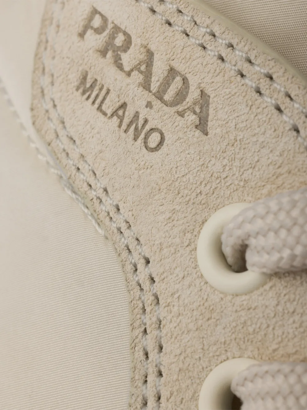 Prada Speedrock suède sneakers met elastische veters Beige