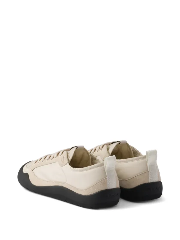Prada Speedrock スエードスニーカー | ニュートラル | FARFETCH JP