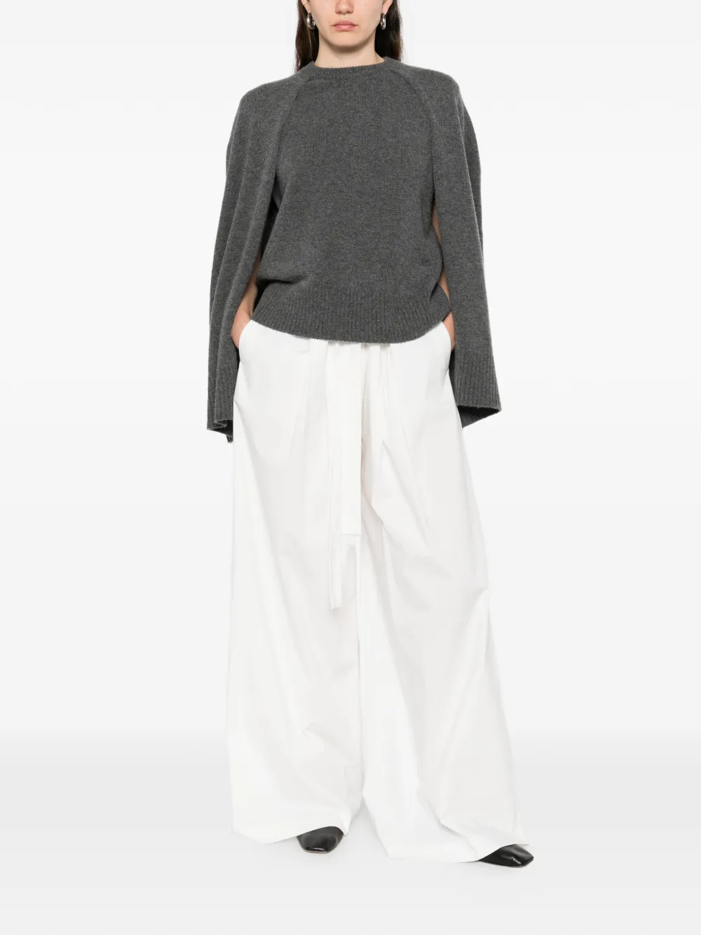  Toteme Pull à Détail De Cape - Gris 