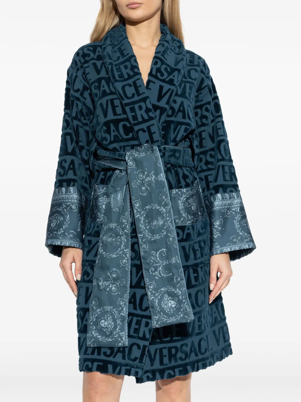  Versace Home Logo-pattern Belted Robe - Blue 