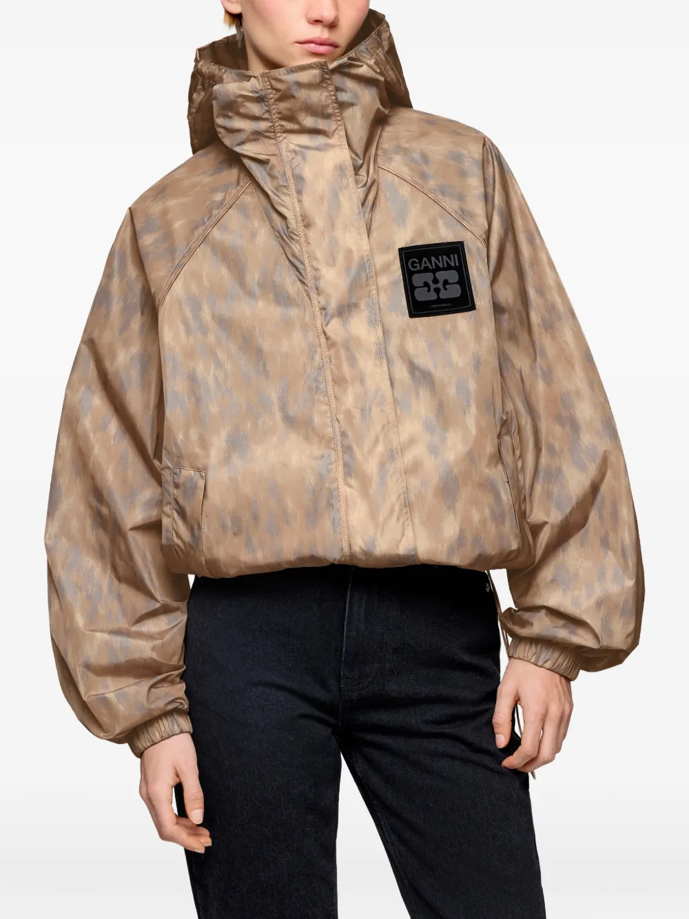 GANNI Bomberjack met logopatch Beige