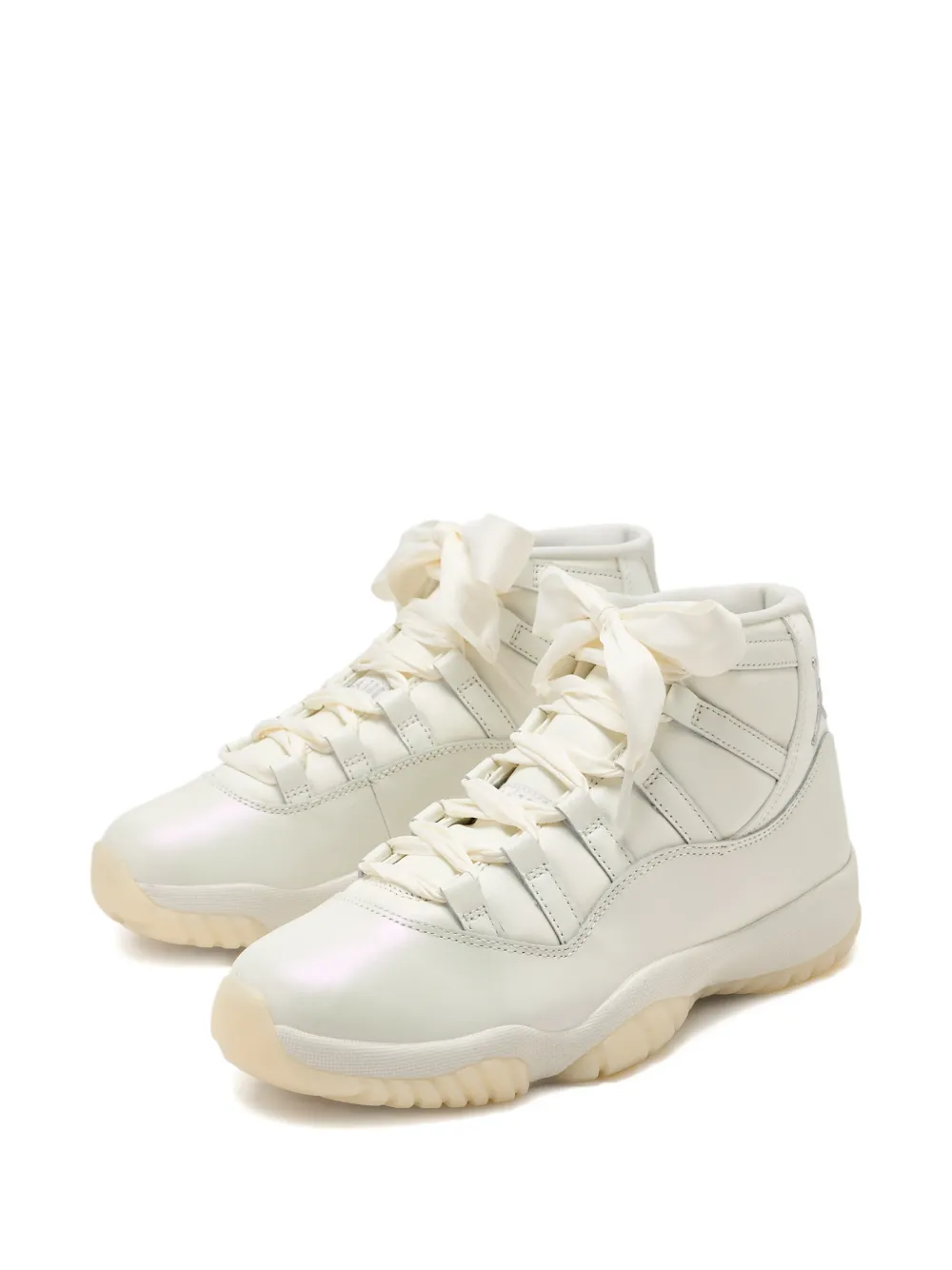 Nike Air Jordan 11 sneakers Beige
