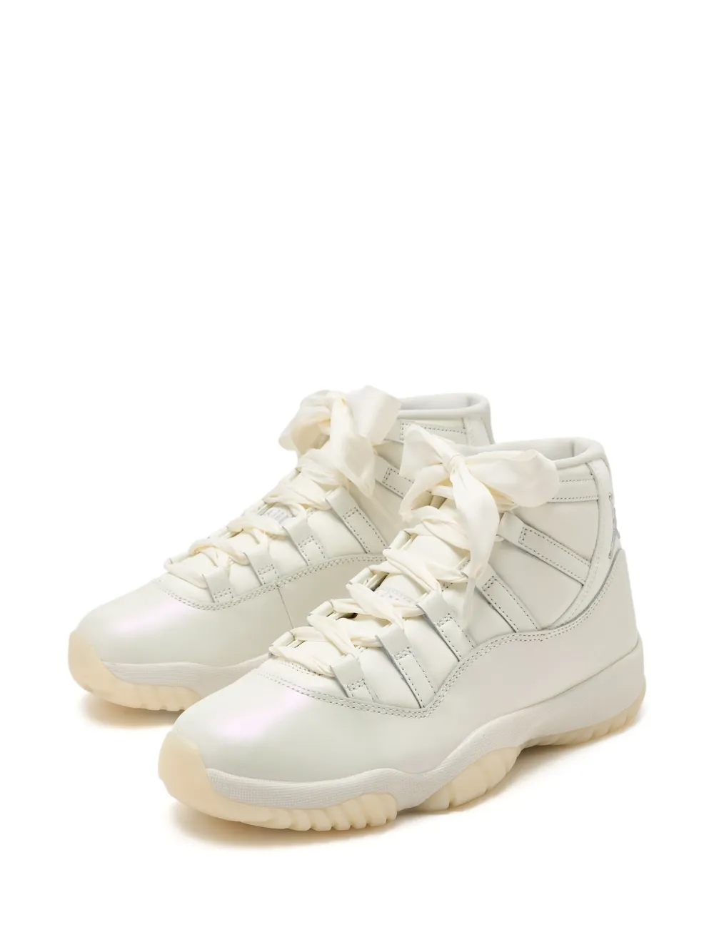Nike Air Jordan 11 sneakers Beige