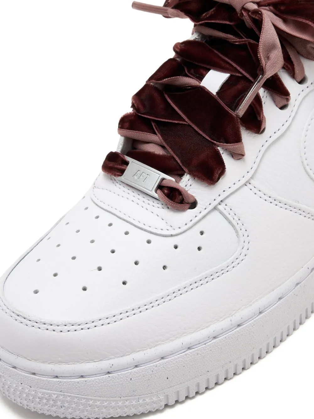Nike Air Force 1 '07 sneakers met fluwelen veters Wit