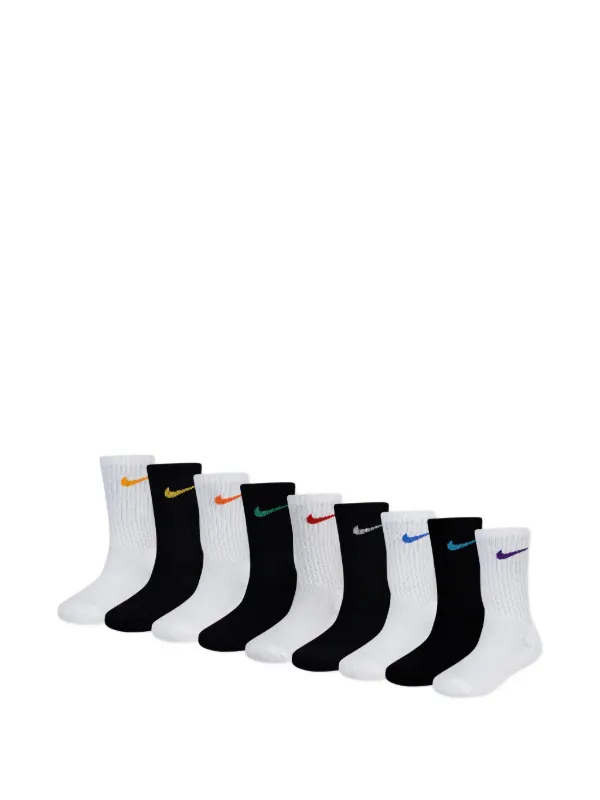 white mens nike crew socks