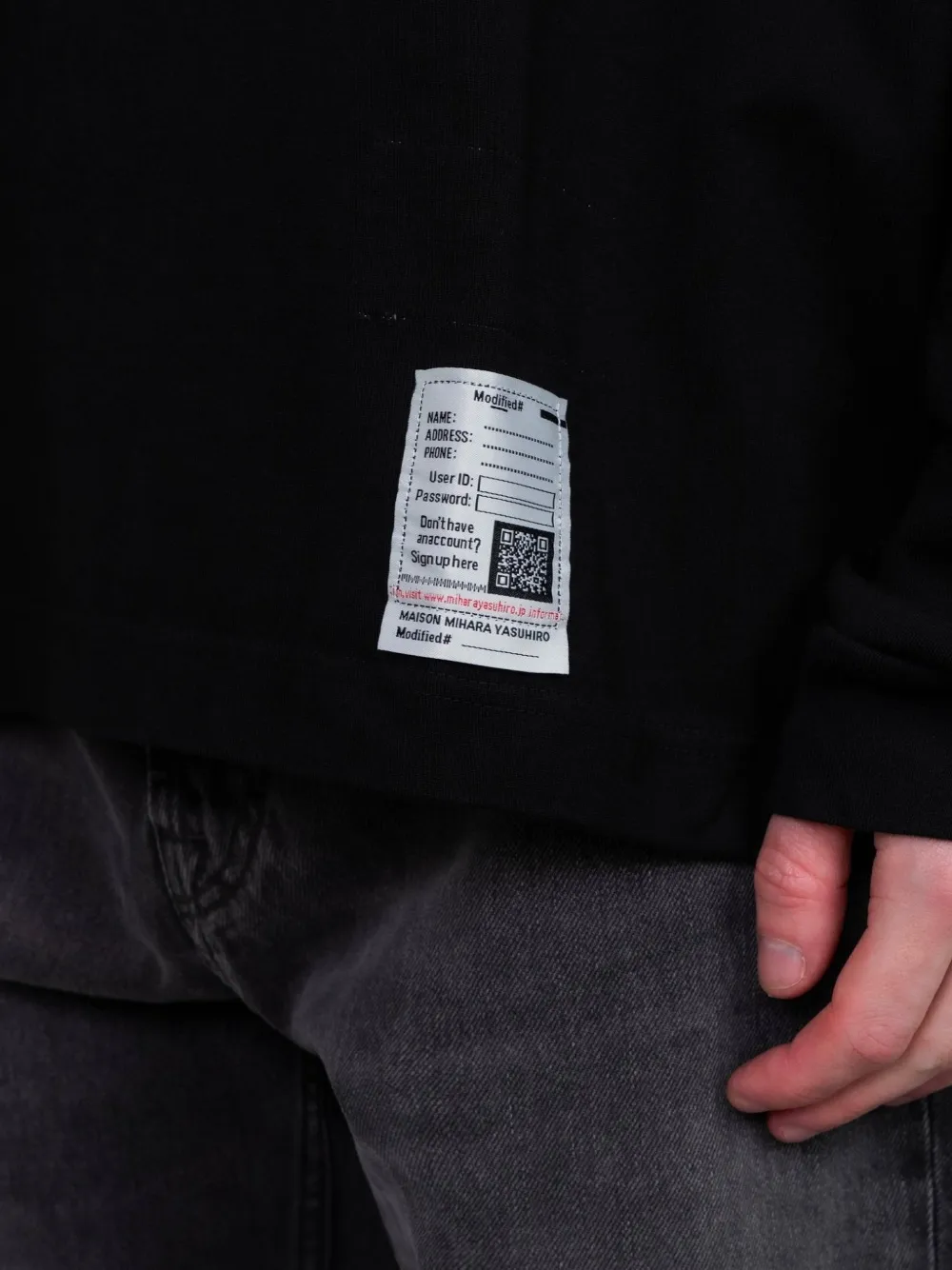 Maison MIHARA YASUHIRO T-shirt met grafische print en lange mouwen Zwart