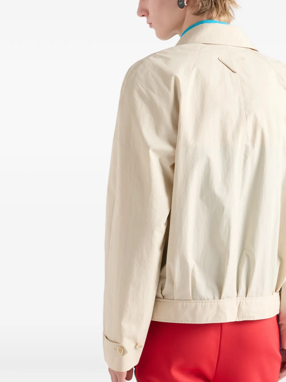 raglan-sleeve jacket