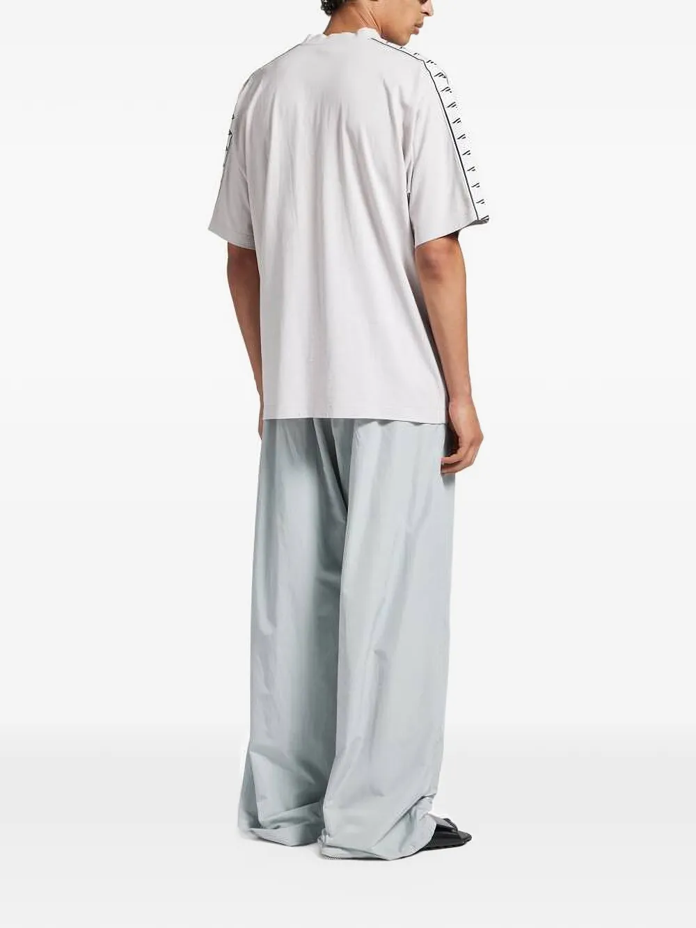 Balenciaga Medium-fit gestreept T-shirt Beige