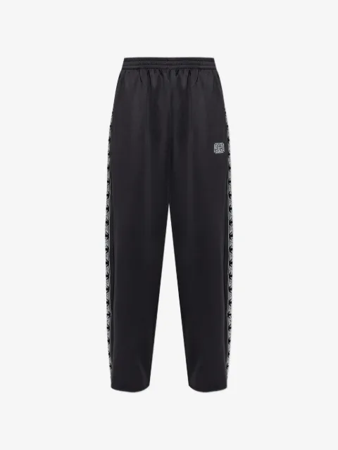 VETEMENTS pants con detalle del logo