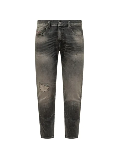 Diesel  2019 distressed d-strukt jeans