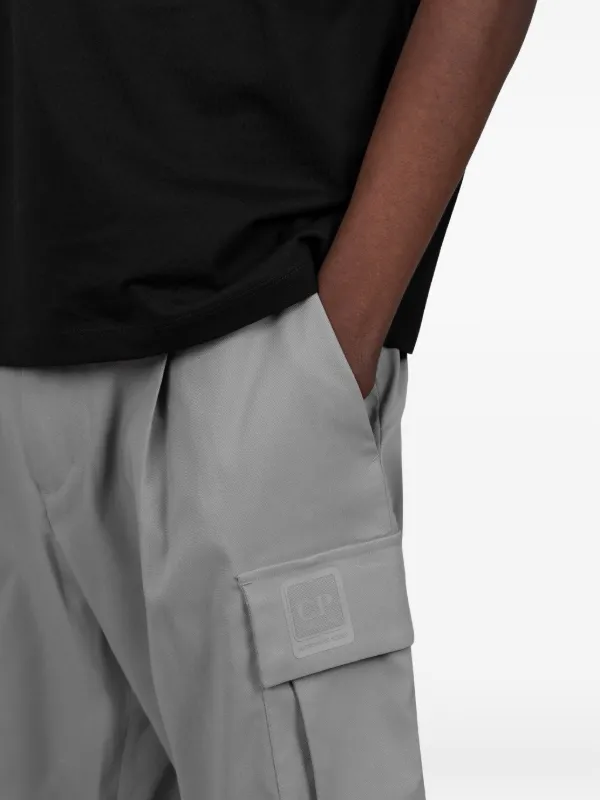 C.P. Company カーゴショートパンツ | グレー | FARFETCH JP