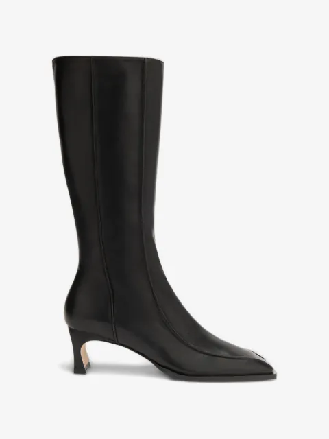 BY FAR botas Nieves con puntera cuadrada