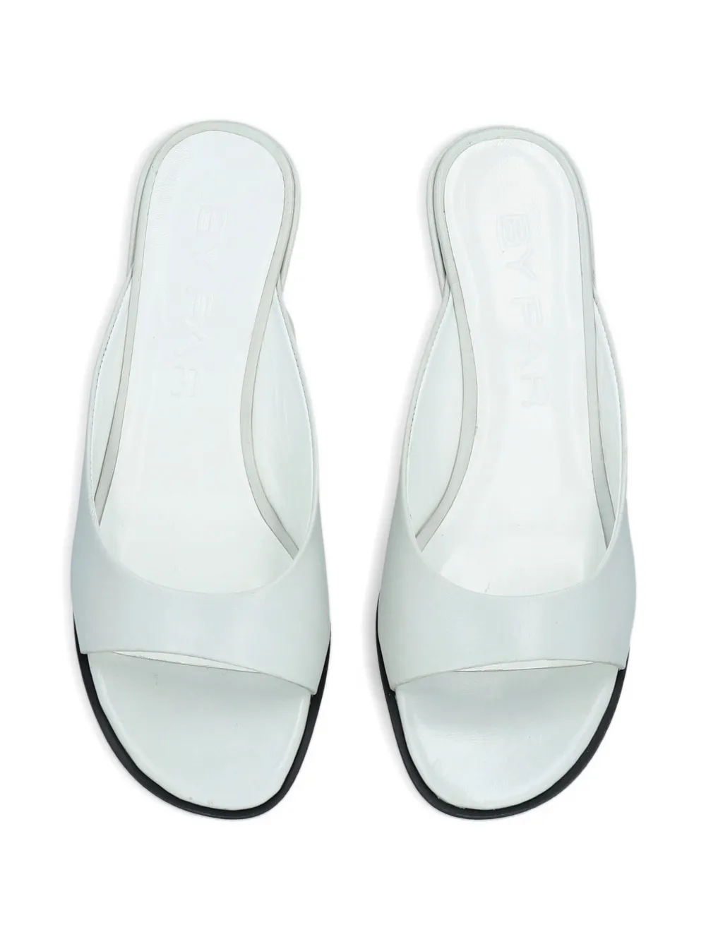 BY FAR Cargo muiltjes met bewerkte hak Wit