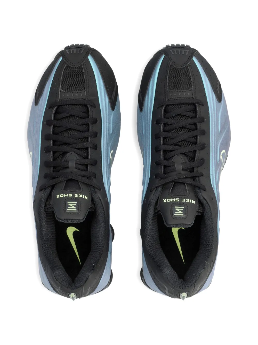 Nike Shox R4 sneakers met geperforeerd detail Blauw