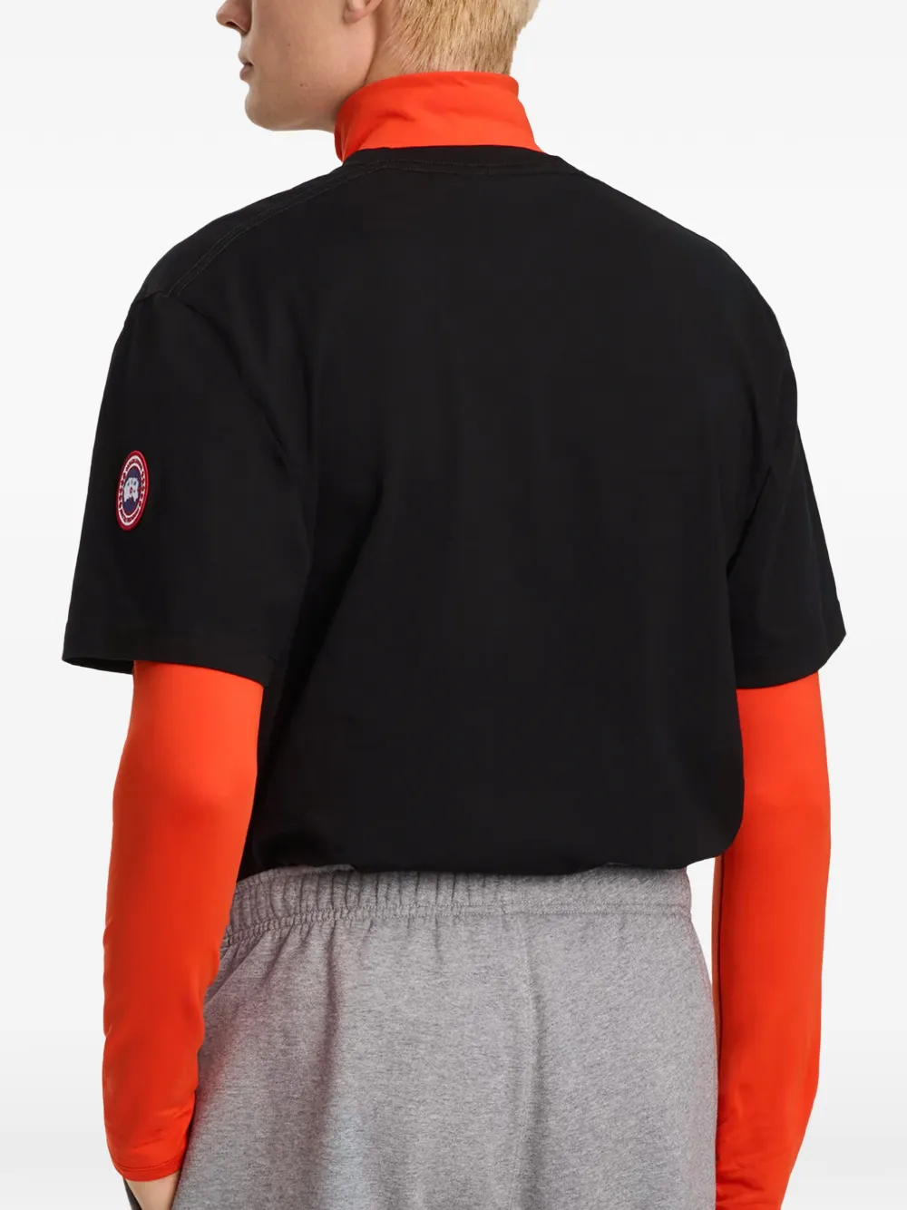 Canada Goose 로고 패치 티셔츠 | 티셔츠